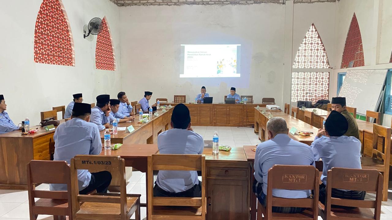 Pembentukan Tim Satuan Pendidikan Ramah Anak (SPRA) ; sebagai Langkah Awal Mewujudkan Lingkungan Pendidikan yang Kondusif, Protektif, dan Berorientasi pada Pencegahan Bullying