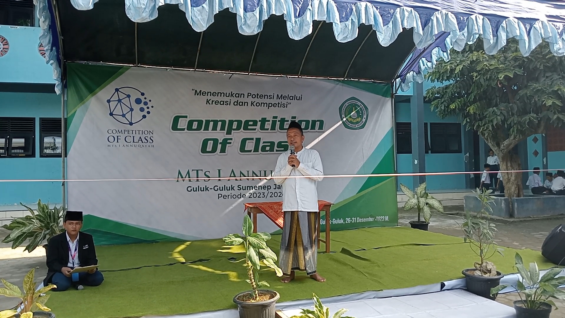 Lomba Competition Of Class OSIM MTs 1 Annuqayah